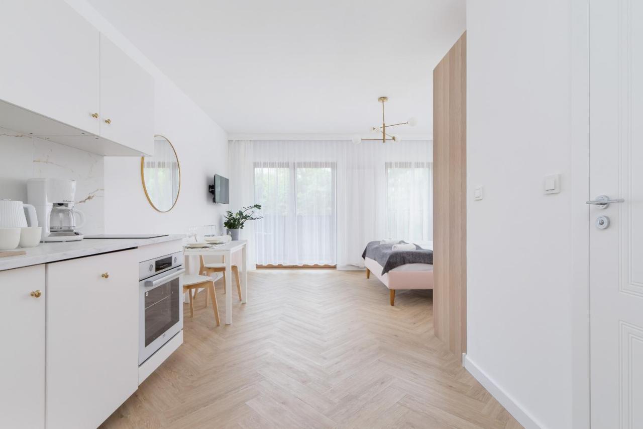 Apartment Ceglana Park Bright Balcony & Parking By Renters Katowice